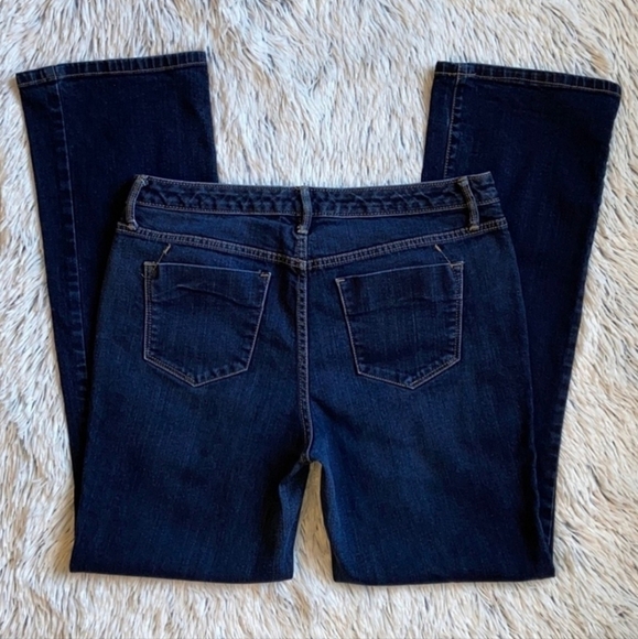 Mossimo Mid-Rise Curvy Bootcut Premium Denim Dark Blue Jeans Women's 4 S Short - Picture 2 of 5